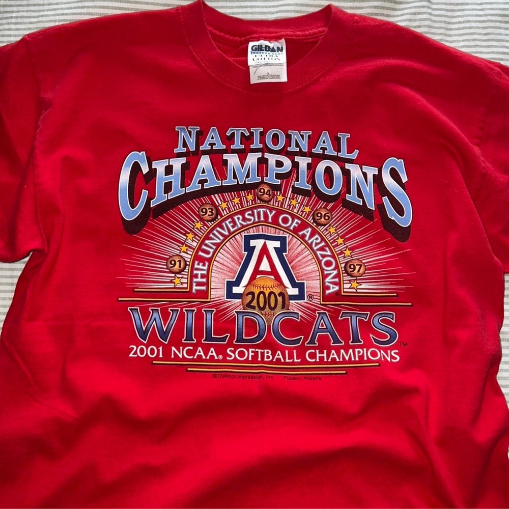 Vintage 2001 University of Arizona Tee